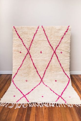 Alfombra-bereber-geométrico-topitos-pink